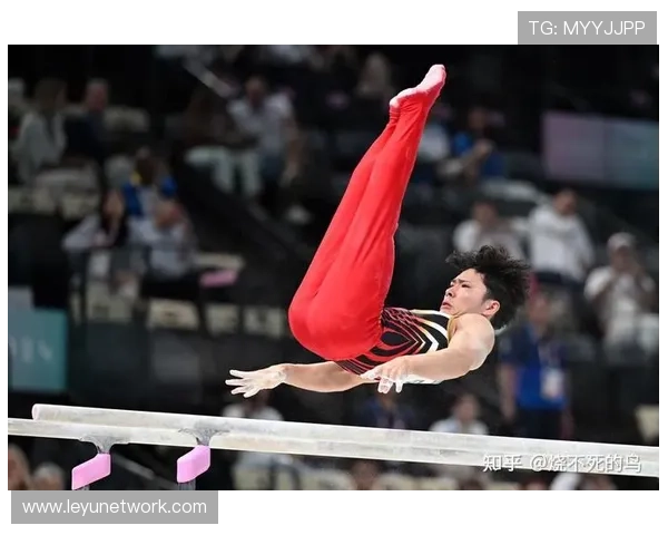 体能分配与战术选择:透视全能选手单杠决赛表现差异 体能分配与战术选择:透视全能选手单杠决赛表现差异