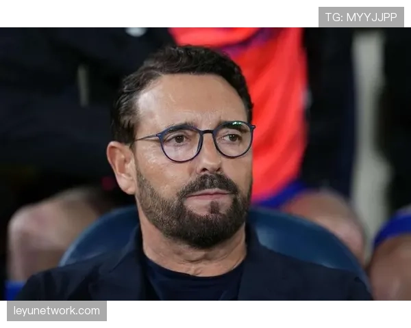 瓦伦西亚主帅坦言，球队正在寻找具备强力突破能力的边锋以丰富打法