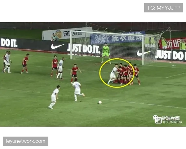 战术演变：四月数据显示，更多球队在直接任意球进攻中采用“两人掩护”人墙